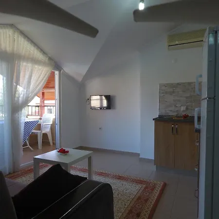 Lale Apartman