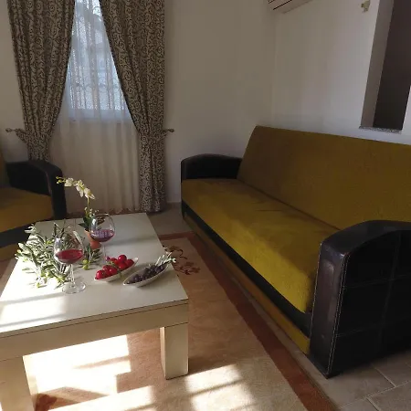 Apartament Lale
